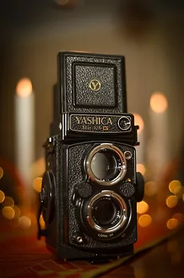 Yashica Mat 124G 6x6 Twin Lens Reflex TLR 120 Film Camera Yashinon 80mm F3.5 • £325