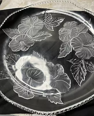 Mikasa Hibiscus Frost Flower  Design Platter 14  • $12.99