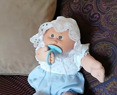 Vintage Cabbage Patch PREEMIE Doll Paci SS Tag NO POX Brown Eyes No Hair CPK • $17.99