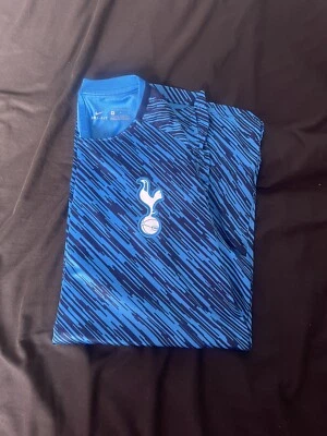£20 • Buy Tottenham Nike Training Shirt 17/18 Medium
