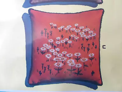 Vtg 1972 Vogart Crewel Pillow Kit #273c 51322  Daisies  • $9.99