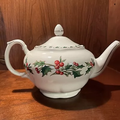 A Cup Of Christmas Tea Holiday Ceramic Teapot Holly & Berries Beautiful Cond • $31.95