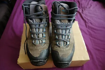 Salomon Boots Goretex UK 10 • £54.99