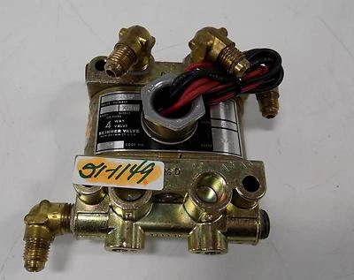 $19.90 • Buy Skinner Valve 4 Way Solenoid Valve 24/60 225psi 20w V955bx15