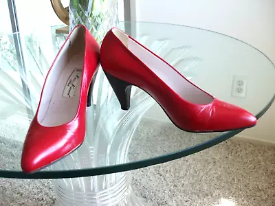 MAUD FRIZON   Red Fine Leather Closed Toe Pumps~ Perfect Condition ~ Size 7.5 • $69.95