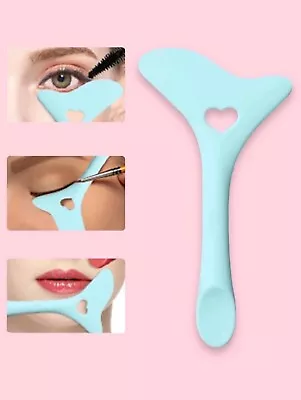 1 Pack Multifunctional Silicone Eye Makeup Auxiliary Guard Tool Mascara Guide  • $9.99