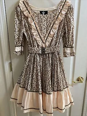 Von Lancelot Dress Tan Brown Green Floral Renaissance-Western Cottage Prairie • $100