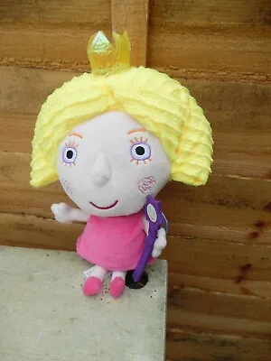 £11 • Buy Ben And Hollys Little Kingdom Talking Princess Holly Plush Toy