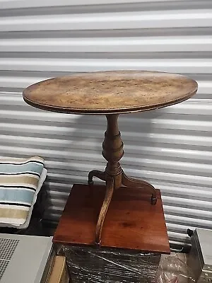 Vintage Weiman Heirloom Round Side Table • $125