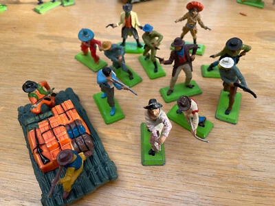 £10 • Buy Britains Deetail Vintage Cowboys And Mexicans Plus Raft 1971 Huge Job Lot