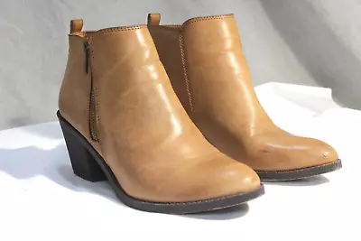 Soda Side Zip Tan Ankle Boot 2.5 Inch Block Heel Western Cowgirl Womens Size 7.5 • £16.14