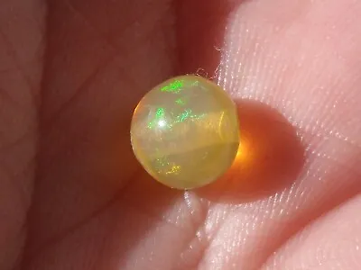 1.86 Ct. Round Cut Mexican Crystal Opal Bead. • $145