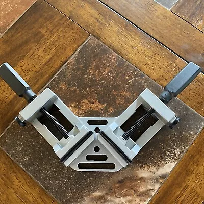 Quick-Jaw Right Angle 90 Degree Corner Clamp • $15.99