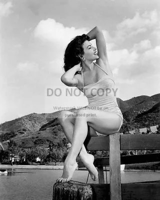 Actress Mara Corday Pin Up - 8x10 Publicity Photo (aa-512) • $8.87