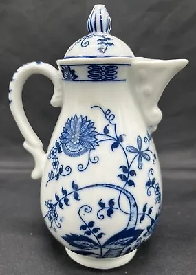 Vienna Woods Blue Onion Creamer Pitcher With Lid 10 Oz 6.25  Tall Seymour Mann • $18