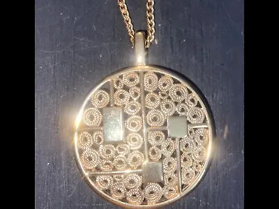 Vintage Sarah Coventry Gold Pendant Necklace 22” • $7