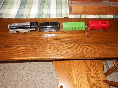 Tin Working HAFNER O-Gauge Wind-up 1010 Locomotive Train • $49.99