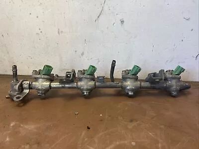 Nissan 240sx S14 OEM KA24DE Fuel Rail & Aftermarket Larger Injectors • $165