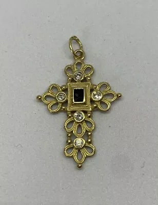 Tiny Ornate Gold Cross Hallmarked 375 • £10.50