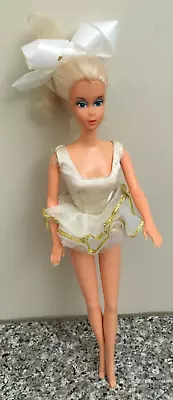 Vintage Mattel 1975 BALLERINA BARBIE #9093 Doll & Swimsuit (missing Crown) • $19.99