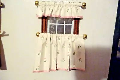 Dollhouse Miniature  Cafe  Style  Curtain  1/12  Scale • $5