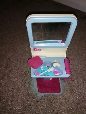 £10 • Buy Sindy Blue Bathroom Sink