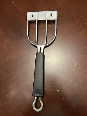 The Pampered Chef ONE SINGLE Meat Fork Lifter #2715 Guard Cover • $19.99