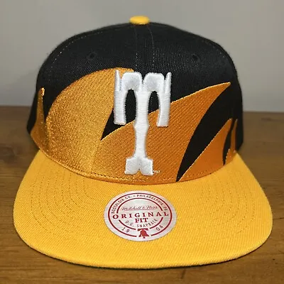 Mitchell & Ness Tennessee  Volunteers Orange Black Sharktooth Snapback Hat Cap • $26.99