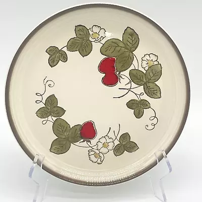 Metlox Poppytrail California Strawberry Dinner Plate - EUC Multiples Available • $9.99