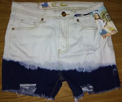 AQ Jeans Two-Tone Denim Blue Navy Dye Distressed Daisy Dukes Women Shorts Size 5 • £12.35