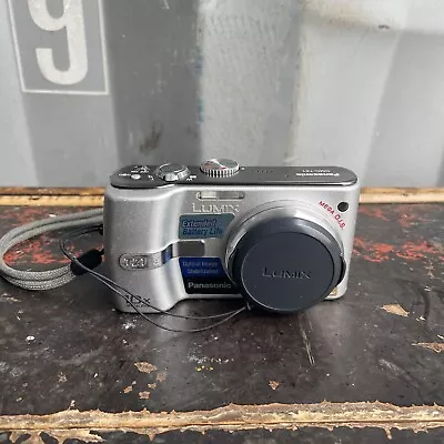 Panasonic Lumix DMC-TZ1 5.0MP Digital Compact Camera - Battery TESTED • £34.99