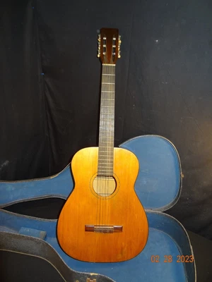 $248.96 • Buy Vintage 1966? Silvertone Harmony Acoustic Classical Guitar  W/Case #4073H657