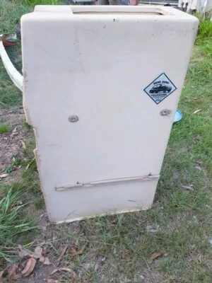 $75 • Buy Vw Kombi Baywindow Fridge Enclosure