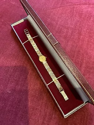 £599 • Buy 9ct Solid Gold Ladies Watch New Movement Fitted.