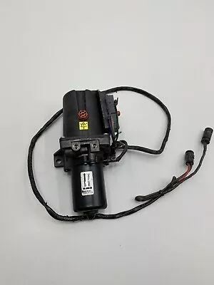 Volvo Penta SX Trim Pump 3855745 • $190