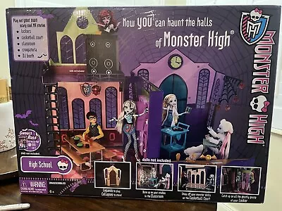 Monster High Deluxe High School. New In Box From 2012. • $289