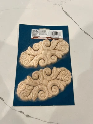$0.99 • Buy UNOPENED White Hardwood Natural Wood Ornamental Mouldings Decorative Appliques