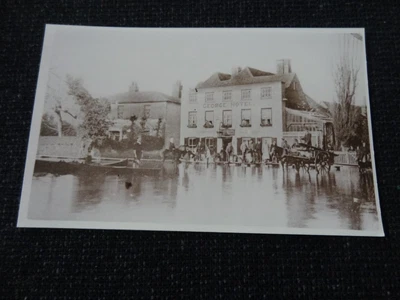 £1.50 • Buy George Hotel In Floods Pangbourne Photo - 66619