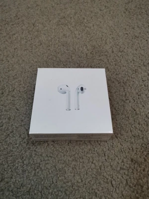 $122.50 • Buy Apple AirPods 1st Generation With Charging Case - White - BRAND NEW IN BOX
