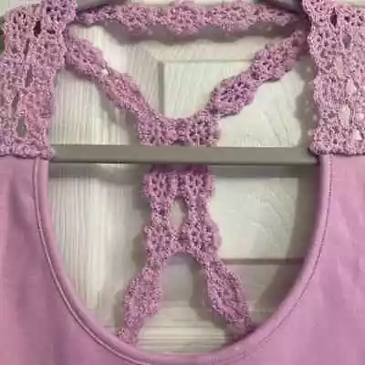 Moda Victoria’s Secret Pink Halter Crochet Cross Back Sexy Built In Bra XS • $19.99