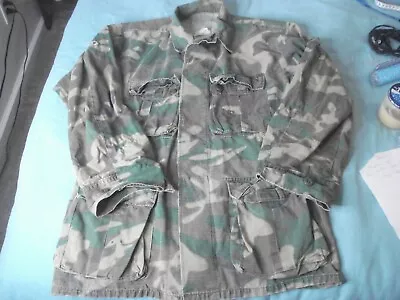 USMC Early Vietnam-era Camo Jacket Sz S Battered! • $16