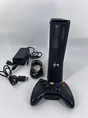 $75 • Buy Xbox 360 1439 Slim Black Console No Hard Drive Complete Controler Tested