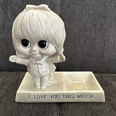 R&W Berries Co  Vintage 1971 Figure/Dish Coin Holder “I Love You This Much  • $25