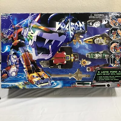 Voltron Defender Of The Universe Set. Trendmasters 1997. Open Box.  • $400