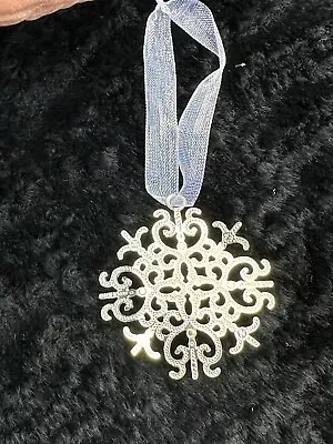 Gorgeous 2014 Silver Pierced Snowflake Star MMA Filigree Christmas Tree Ornament • $39.99