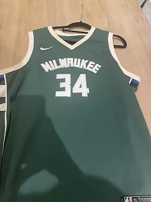 NBA Giannis Antetokounmpo Milwaukee Bucks Swingman Jersey XL Kids/ Size S Men’s • $60