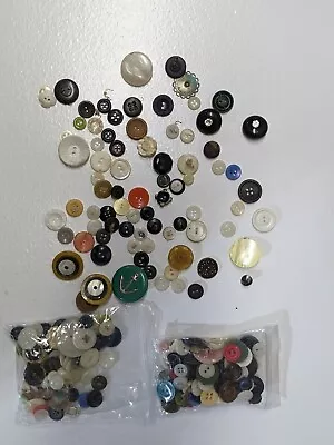 Buttons! 100 Pcs Mixed Lot Of Old-Vintage Buttons - All Types And Sizes • $3.90