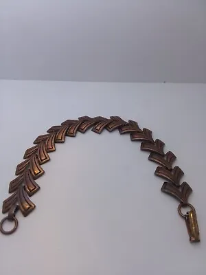 Vintage Copper Linked Chain Bracelet 7.5   V Paneled  • $12.99