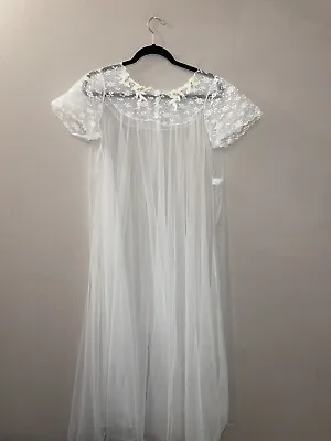 Movie Star 1950’s Vintage Bridal  Chiffon Peignoir Robe Nightgown Womens L • $30