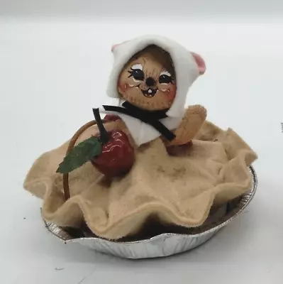 Annalee Thanksgiving 2009 Mini Girl Pilgrim Mouse In Apple Pie Tart • $12.99